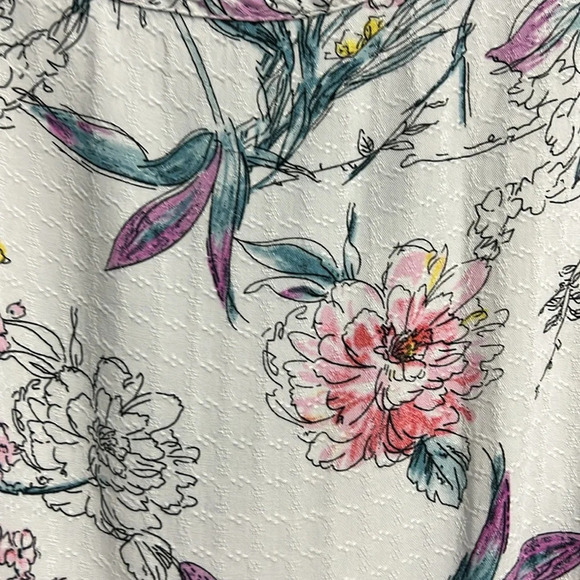 Buffalo David Bitton Tie Front Top - White Floral Print - Large - Picture 3 of 5